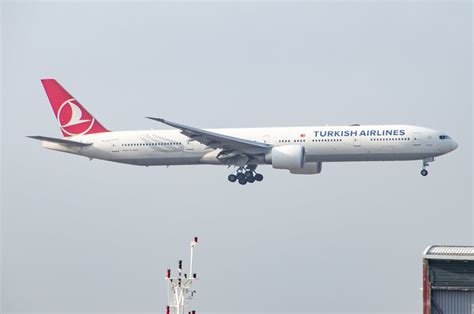 TK Boeing 777.